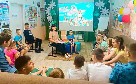 Новые программы для родителей и детей апробировали в летнем лагере «Радуга» на базе Светлоградского социально-реабилитационного центра для несовершеннолетних